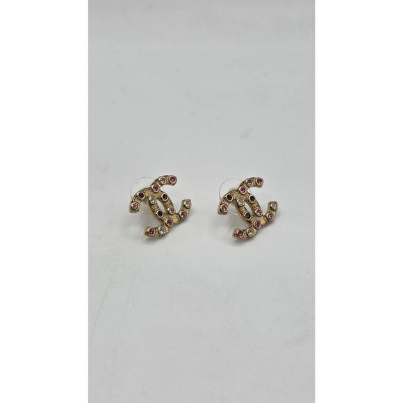 Chanel Gold-tone Pink Strass Interlocking CC Stud Earrings - Picture 4 of 13